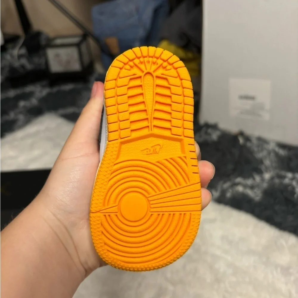 Jordan 1 Mid TD Taxi Size US 4.